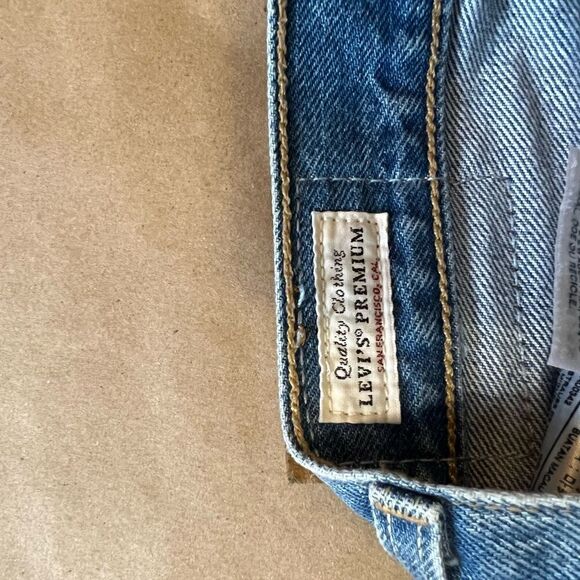 Levis Premium 501® Original High Rise Cutoff Shorts W 25 - Picture 4 of 5